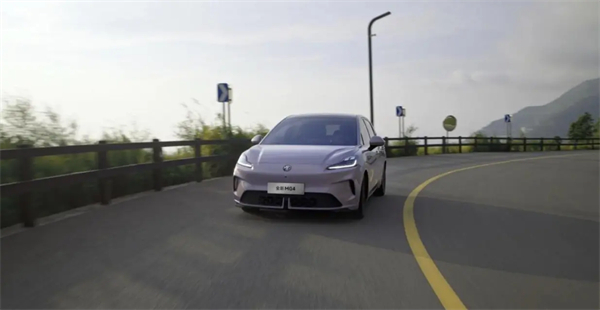 上汽七連漲背后，一場關(guān)于中國汽車變革的深度敘事